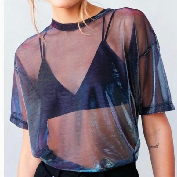 URBAN OUTFITTERS | Silence + Noise Iridescent Shimmer Mesh Tee Top - S - Picture 3 of 9